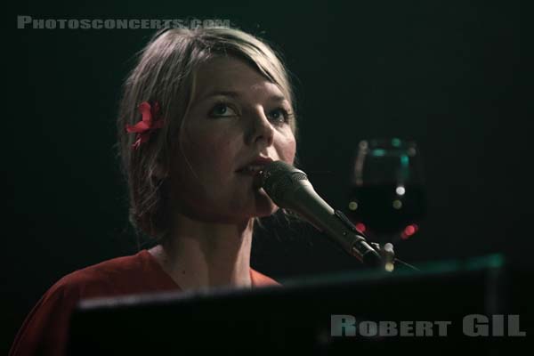 OUR BROKEN GARDEN - 2009-04-20 - PARIS - La Maroquinerie - 